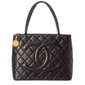 RARE! ON SALE! Chanel Black Quilted Lambskin Leather Medallion Tote